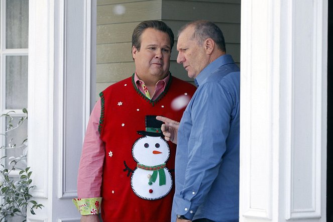 Modern Family - Navidad exprés - De la película - Eric Stonestreet, Ed O'Neill