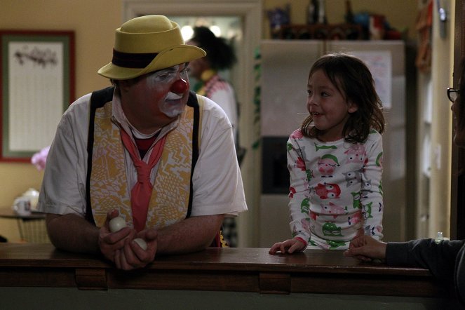 Współczesna rodzina - Pożegnanie klauna - Z filmu - Eric Stonestreet, Aubrey Anderson-Emmons