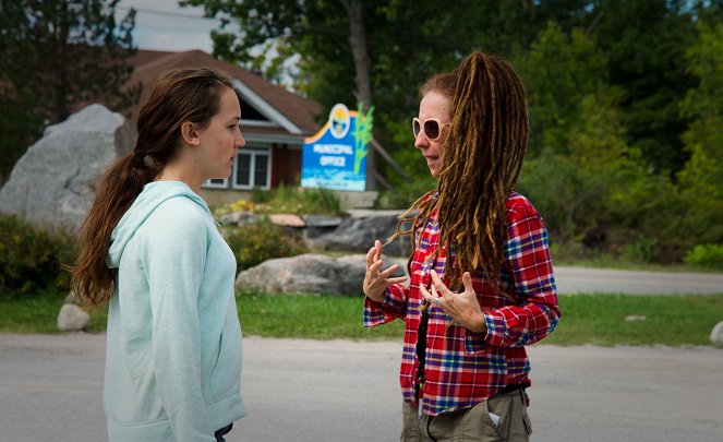 Porcupine Lake - Del rodaje - Charlotte Salisbury, Ingrid Veninger