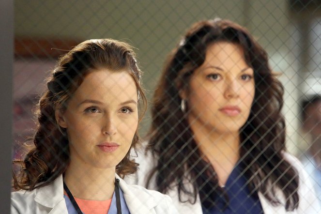 Grey's Anatomy - Die jungen Ärzte - Das Ende ist der Anfang ist das Ende - Filmfotos - Camilla Luddington, Sara Ramirez