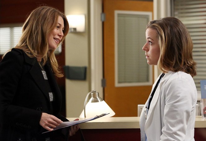 Grey's Anatomy - Season 9 - The End Is the Beginning Is the End - Photos - Ellen Pompeo, Tina Majorino