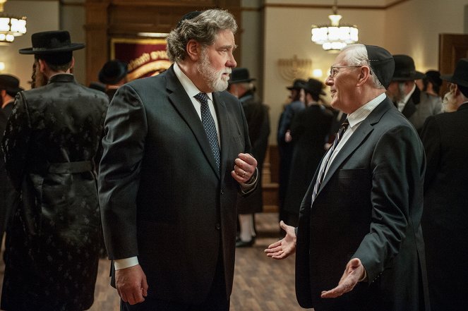 Blue Bloods - Men in Black - Do filme - Richard Masur, Len Cariou