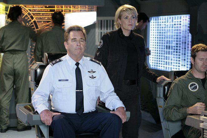 Csillagkapu - Unending - Filmfotók - Beau Bridges, Amanda Tapping