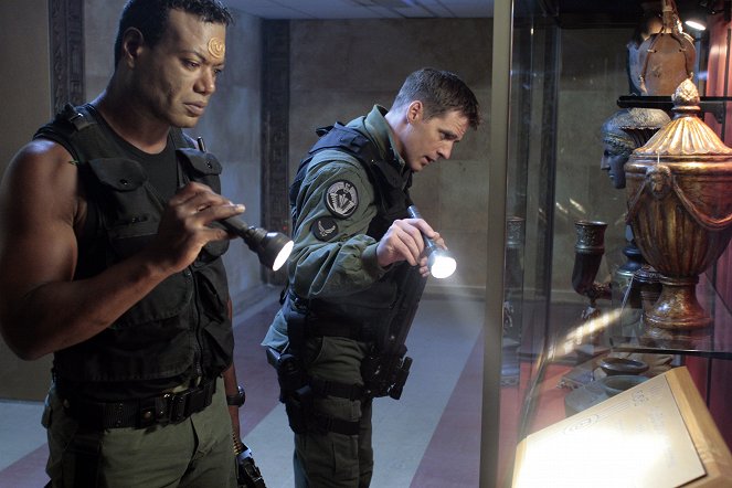 Stargate Kommando SG-1 - Die Geiselnahme - Filmfotos - Christopher Judge, Ben Browder