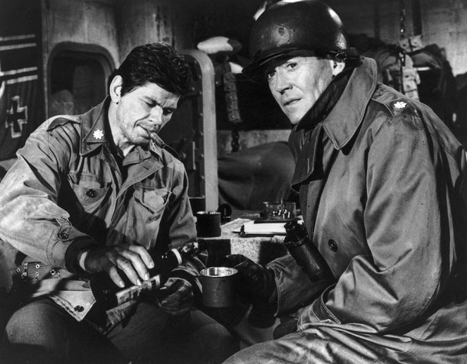 Battle of the Bulge - Van film - Charles Bronson, Henry Fonda