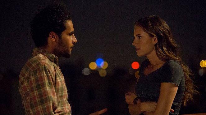 Girls - It's a Shame About Ray - Photos - Christopher Abbott, Allison Williams