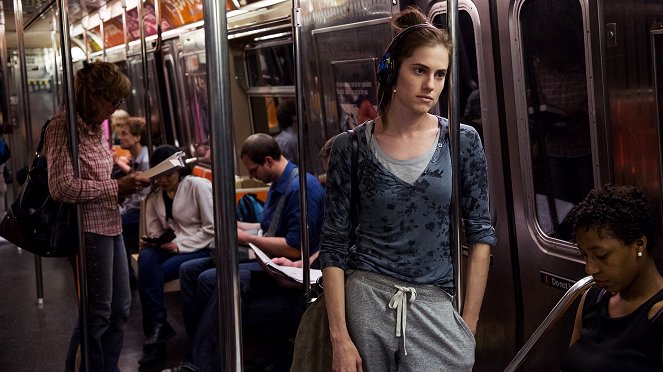 Girls - The Panic in Central Park - Photos - Allison Williams