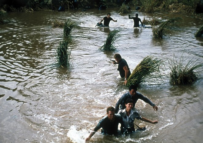 Crocodile 2: Death Swamp - De la película - Chuck Walczak, Heidi Lenhart, David Valcin