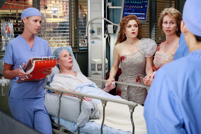 Grey's Anatomy - Season 5 - Dream a Little Dream of Me: Part 1 - Photos - Katherine Heigl, Mariette Hartley, Bernadette Peters, Kathy Baker