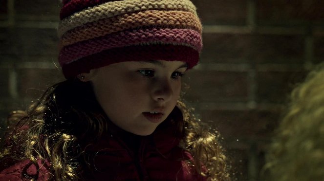 Orphan Black - Season 1 - Entangled Bank - Kuvat elokuvasta - Skyler Wexler