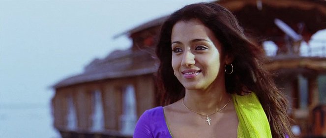 Vinnaithaandi Varuvaaya - Van film - Trisha Krishnan