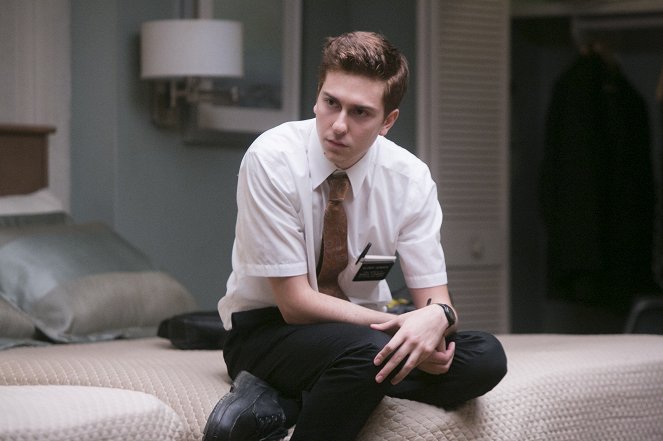 Room 104 - The Missionaries - Photos - Nat Wolff