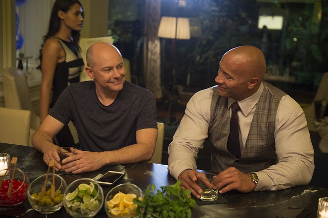 Ballers - Alley-Oops - Photos - Rob Corddry, Dwayne Johnson