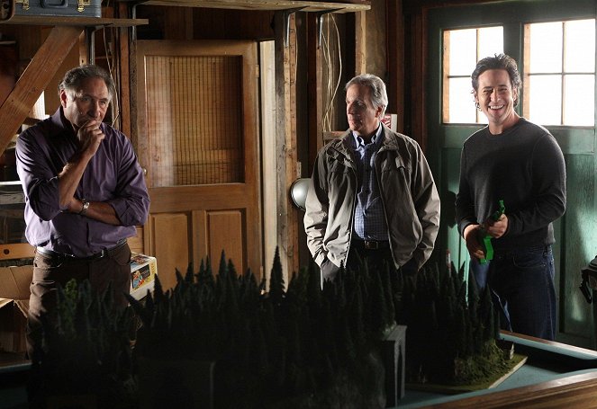 Numb3rs - Old Soldiers - Photos - Judd Hirsch, Henry Winkler, Rob Morrow