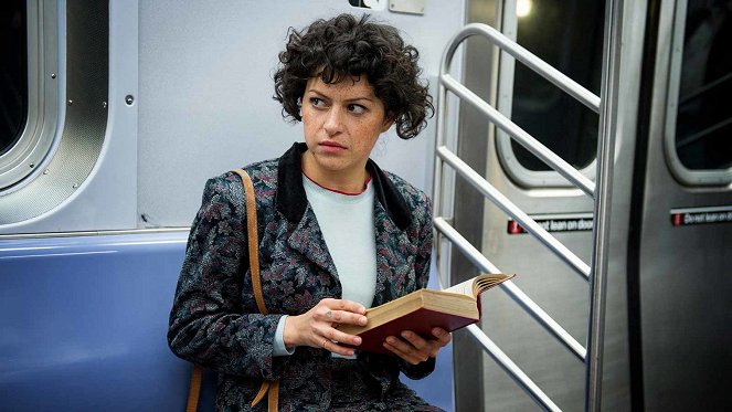 Search Party - The Woman Who Knew Too Much - Z filmu - Alia Shawkat