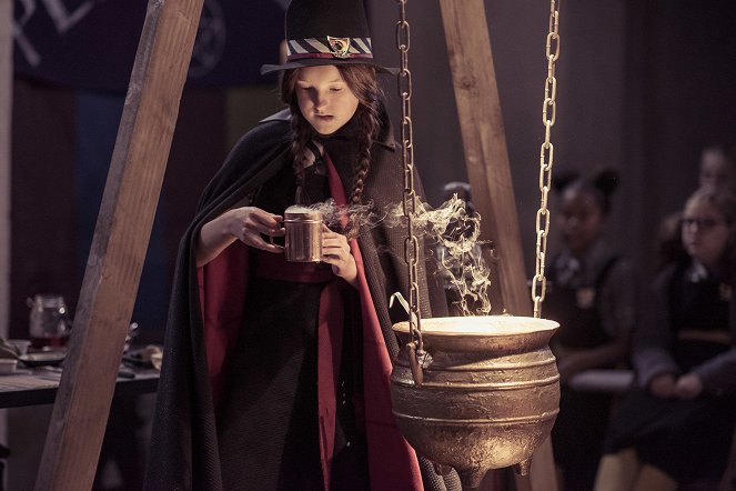 Amandine Malabul, sorcière maladroite - Le Tournoi de potions magiques - Film - Bella Ramsey