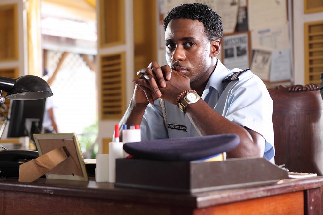 Death in Paradise - Death of a Detective - Photos - Gary Carr