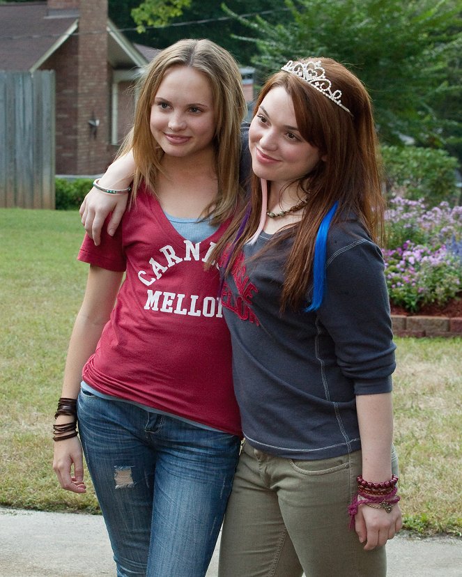 Chicas malas 2 - De la película - Meaghan Martin, Jennifer Stone