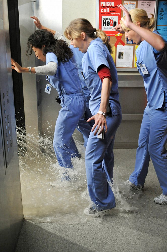 Grey's Anatomy - Here Comes the Flood - Van film - Sandra Oh, Ellen Pompeo, Katherine Heigl