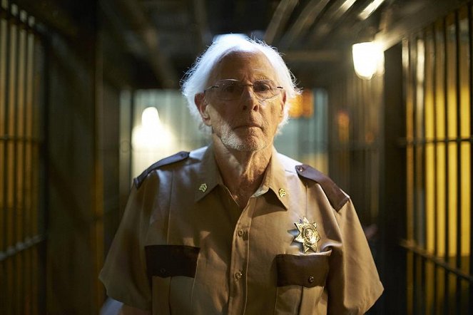 American Violence - Do filme - Bruce Dern