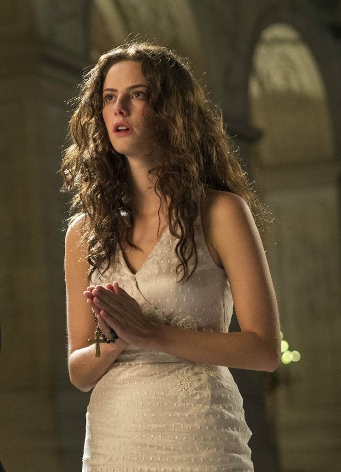 The King's Daughter - Filmfotos - Kaya Scodelario