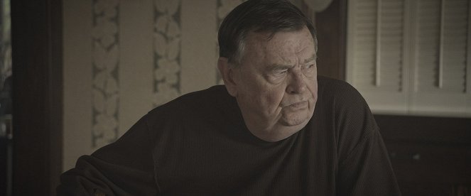 Dementia - De la película - Gene Jones