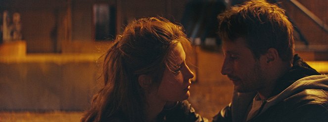 Na krawędzi - Z filmu - Adèle Exarchopoulos, Matthias Schoenaerts