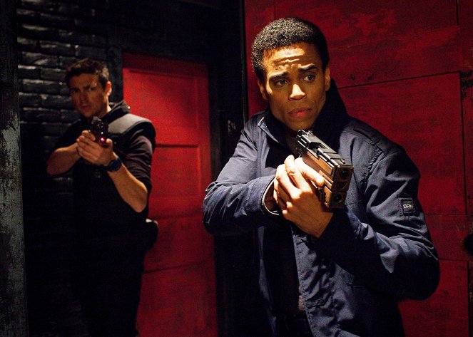 Almost Human - Skin - Do filme - Michael Ealy