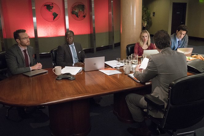 House of Lies - Season 5 - Above Board Metrics - Photos - Josh Lawson, Don Cheadle, Kristen Bell, Ben Schwartz