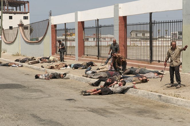 Fear the Walking Dead - The Diviner - Photos