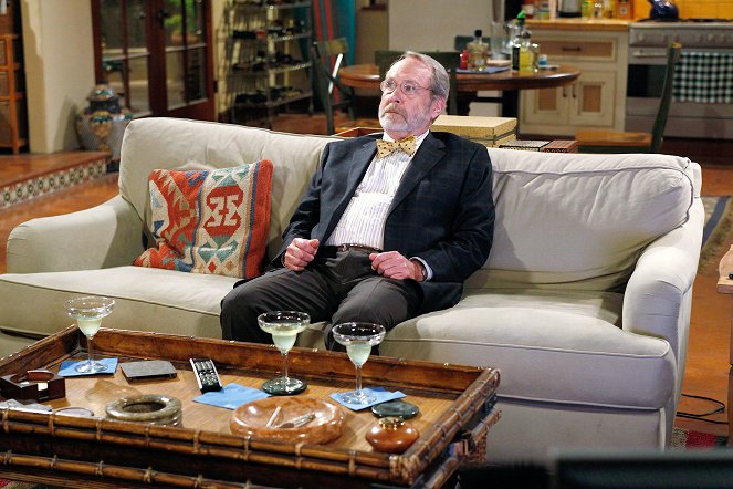 Two and a Half Men - Springtime on a Stick - Photos - Martin Mull