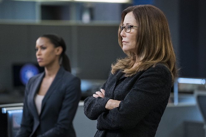Major Crimes - Personal Effects - Photos - Mary McDonnell