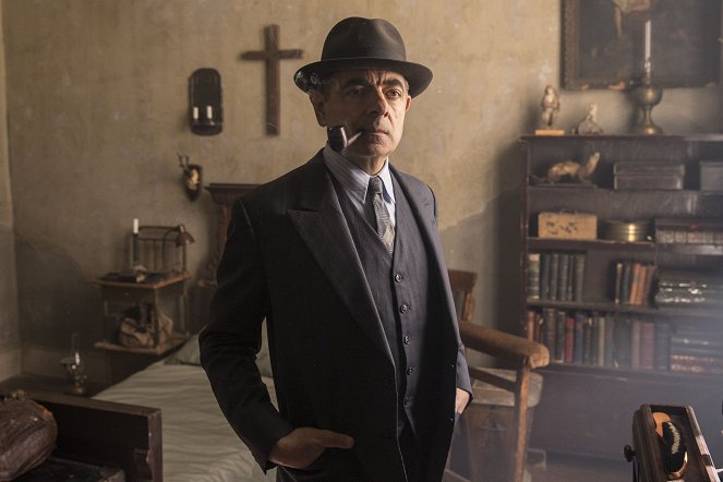 Maigret - Maigret és a halott gyémántkereskedő - Filmfotók - Rowan Atkinson