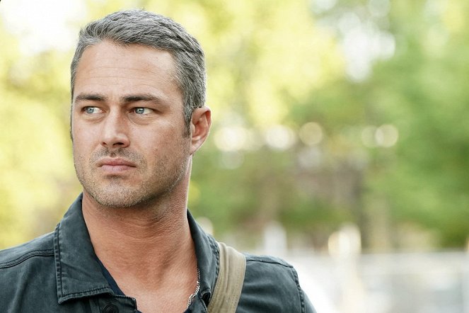Chicago Fire - It Wasn't Enough - Photos - Taylor Kinney