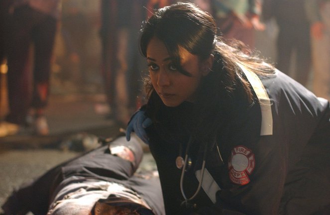 Emergency Room - Season 12 - Zusammenstoß - Filmfotos - Parminder Nagra