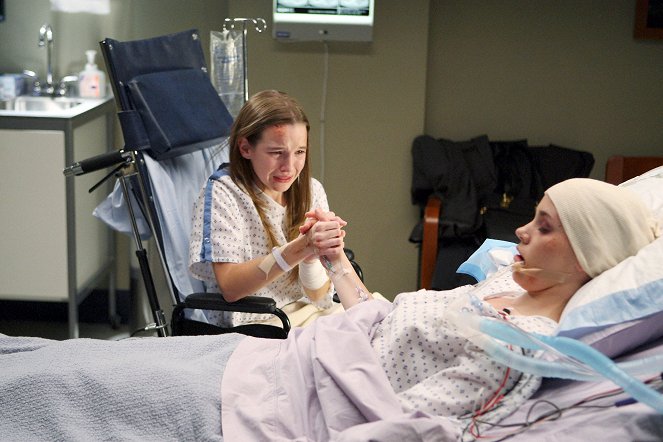 Grey's Anatomy - Die jungen Ärzte - Soloflug - Filmfotos - Kay Panabaker