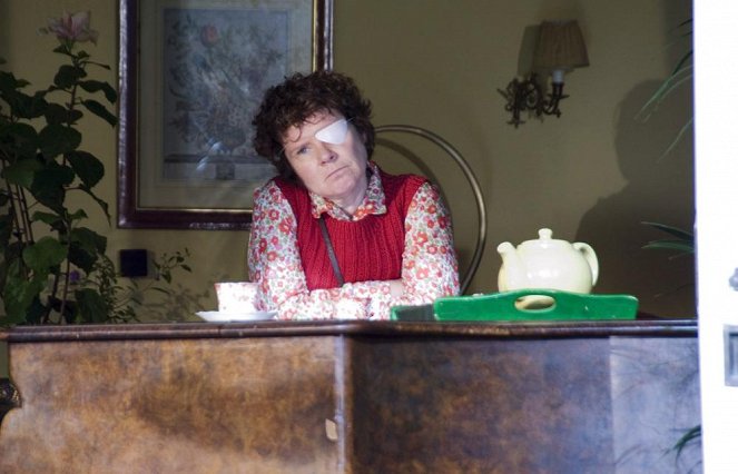 Jak zkrotit důchodce - Z filmu - Imelda Staunton
