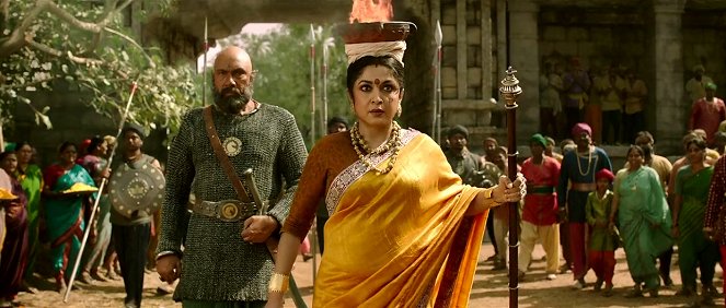 Baahubali 2: La conclusión - De la película - Sathyaraj, Ramya Krishnan