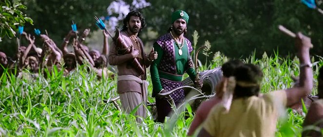 Baahubali 2: The Conclusion - Z filmu - Prabhas, Subbaraju