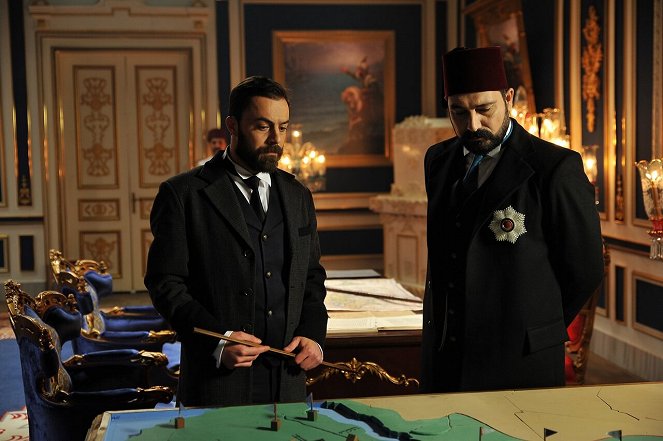 The Last Emperor: Abdul Hamid II - Season 1 - Episode 1 - Photos - Bülent İnal