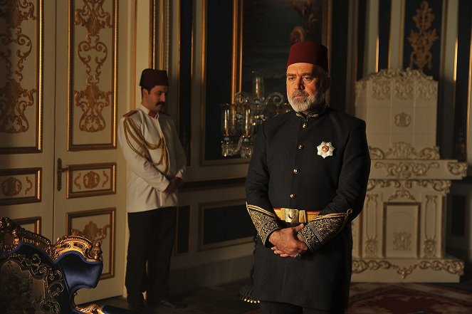 The Last Emperor: Abdul Hamid II - Episode 1 - Photos - Bahadır Yenişehirlioğlu