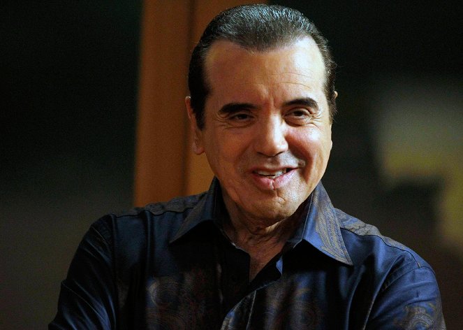 Modern Family - Three Dinners - Van film - Chazz Palminteri