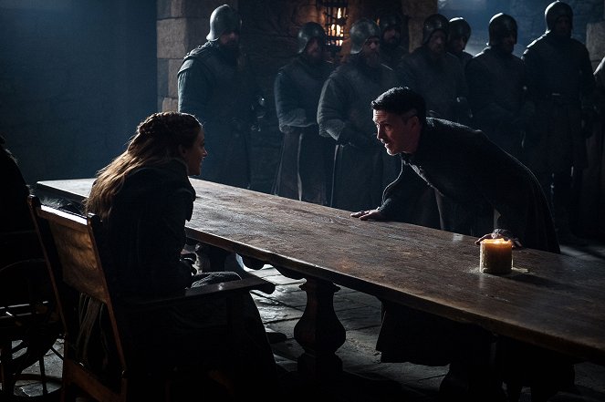 Game Of Thrones - Der Drache und der Wolf - Filmfotos - Sophie Turner, Aidan Gillen