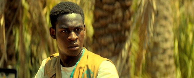 Caza al asesino - De la película - Ade Oyefeso