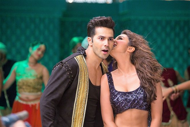 Dishoom - Film - Varun Dhawan, Parineeti Chopra