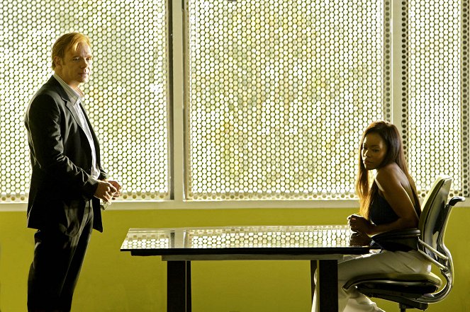 CSI: Miami - Season 7 - Narziss & Psyche - Filmfotos - David Caruso, Golden Brooks