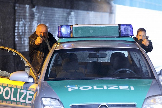 Alarm für Cobra 11 - Die Autobahnpolizei - Alte Freunde - Photos - Dietmar Huhn, Susan Sideropoulos