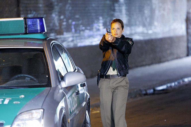Alarm für Cobra 11 - Die Autobahnpolizei - Alte Freunde - Filmfotos - Susan Sideropoulos