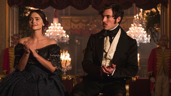 Victoria - Season 2 - The Green-Eyed Monster - Photos - Jenna Coleman, Tom Hughes