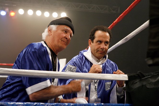 Monk - Season 7 - Mr. Monk Takes a Punch - Photos - Robert Loggia, Tony Shalhoub